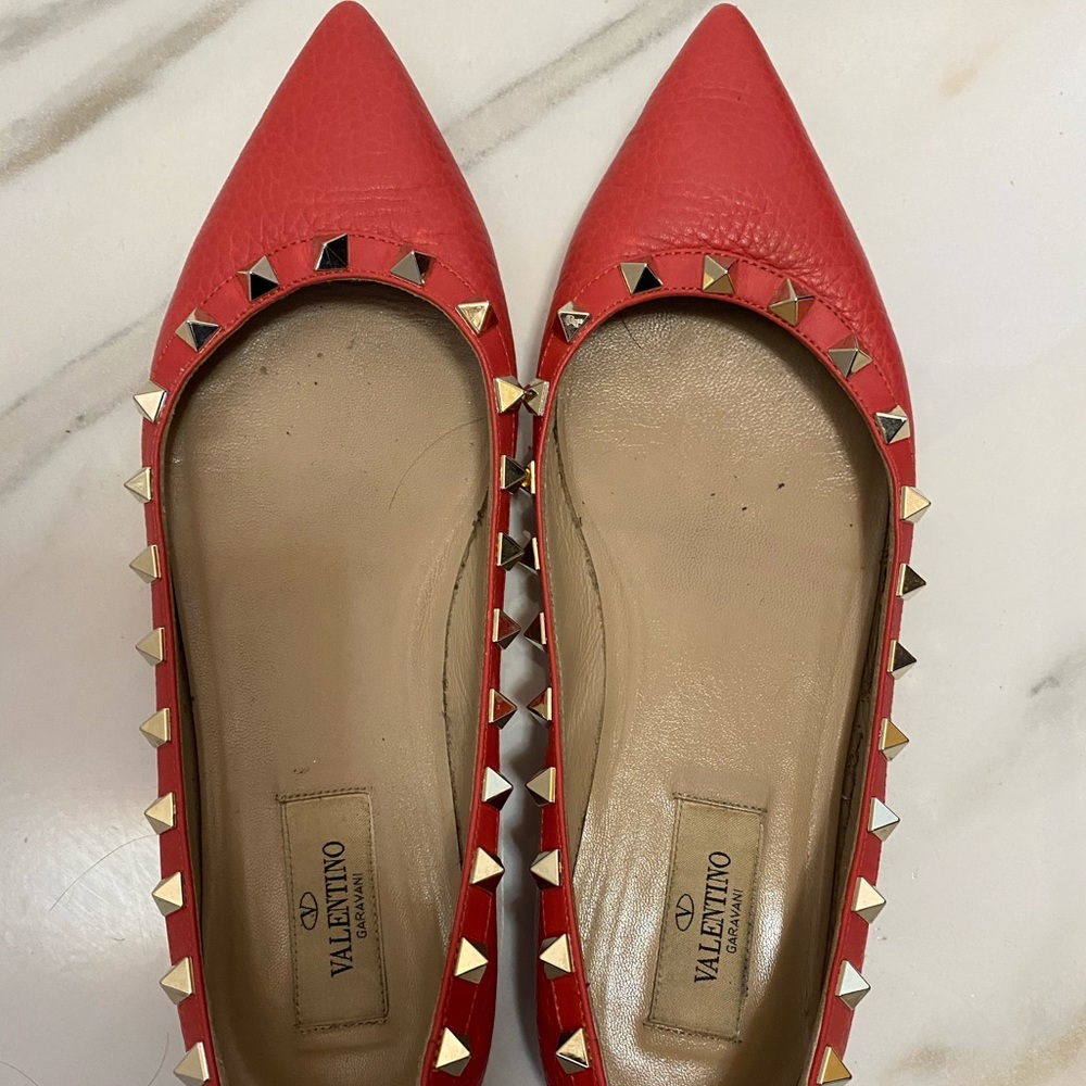 Valentino flats